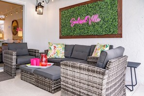 Interior - 4 BEDROOM/ 3 BATH WITH PRIVATE POOL, CLOSE TO DISNEY/ FOUR CORNERS/ KISSIMMEE (Kissimmee)