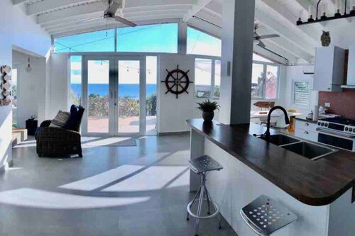 McArena private Beach House with PRivate pool in PRdise