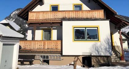 Gemütliches Ferienhaus im Herzen von 4 Skigebieten (mit geteilter Küche)