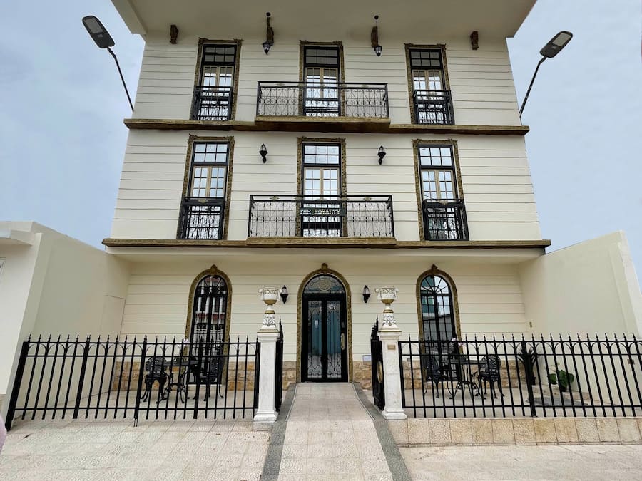 Fachada da propriedade