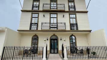 Façade de lâhĂ©bergement