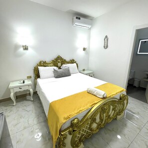 Superior Room | 1 bedroom, Egyptian cotton sheets, premium bedding, pillowtop beds