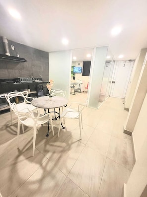Classic Double Room | Living area | 40-inch Smart TV with satellite channels, TV, Netflix