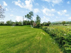 Property grounds - Warth House - UK44209 (Ingleton, near Settle)