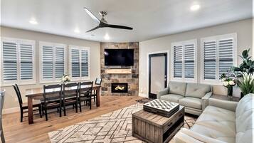 Smart TV, fireplace, table tennis