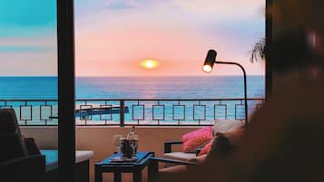 Habitación Deluxe, 1 cama King size | 1 habitación, minibar, escritorio y wifi gratis