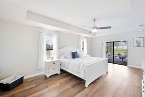 Free WiFi, bed sheets - Sunset Breeze (Cape Coral)