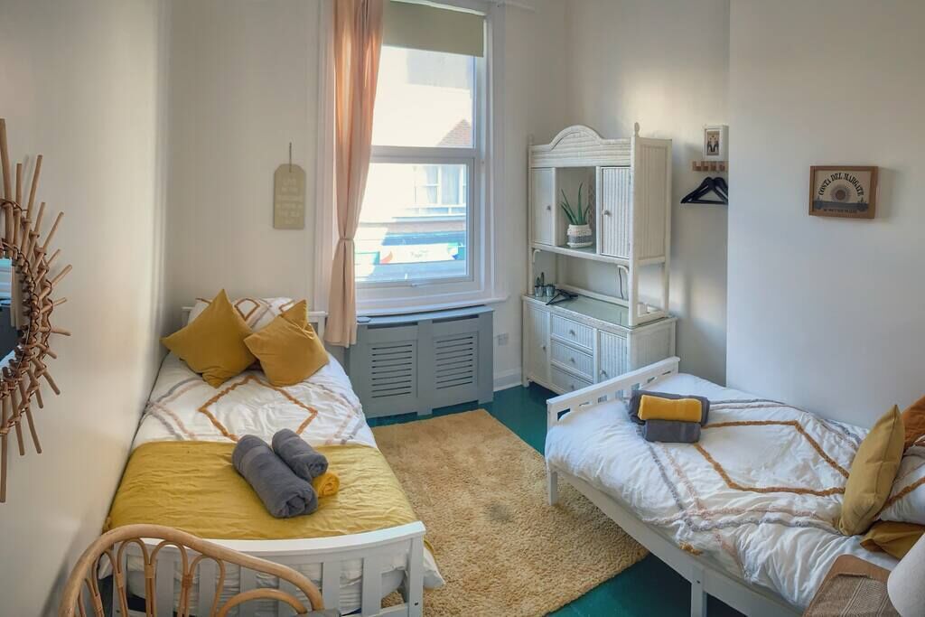 3 soverom, strykejern/-brett, wi-fi og sengetøy