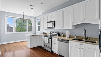 Fridge, microwave, oven, dishwasher