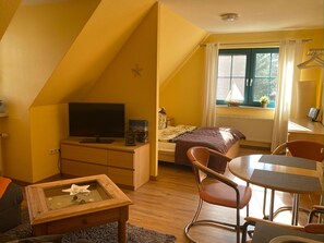 1 makuuhuone, ilmainen Wi-Fi, vuodevaatteet