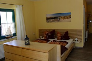 Free WiFi, bed sheets - Apartment Haubentaucher 600 meters from the beach (Prerow)