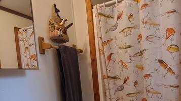 Douche, serviettes fournies