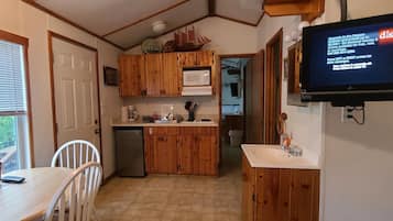 Microwave, stovetop, dishwasher, coffee/tea maker