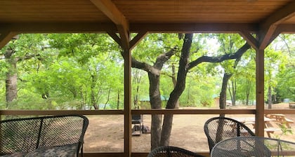 The Overlook Lodge at Northside Marina & Resort