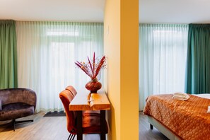 6 chambres, Wi-Fi gratuit, draps fournis