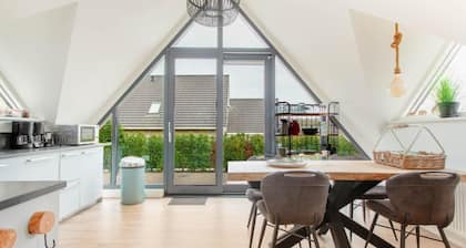 14P 9B villa Aquarius close to forest and lake