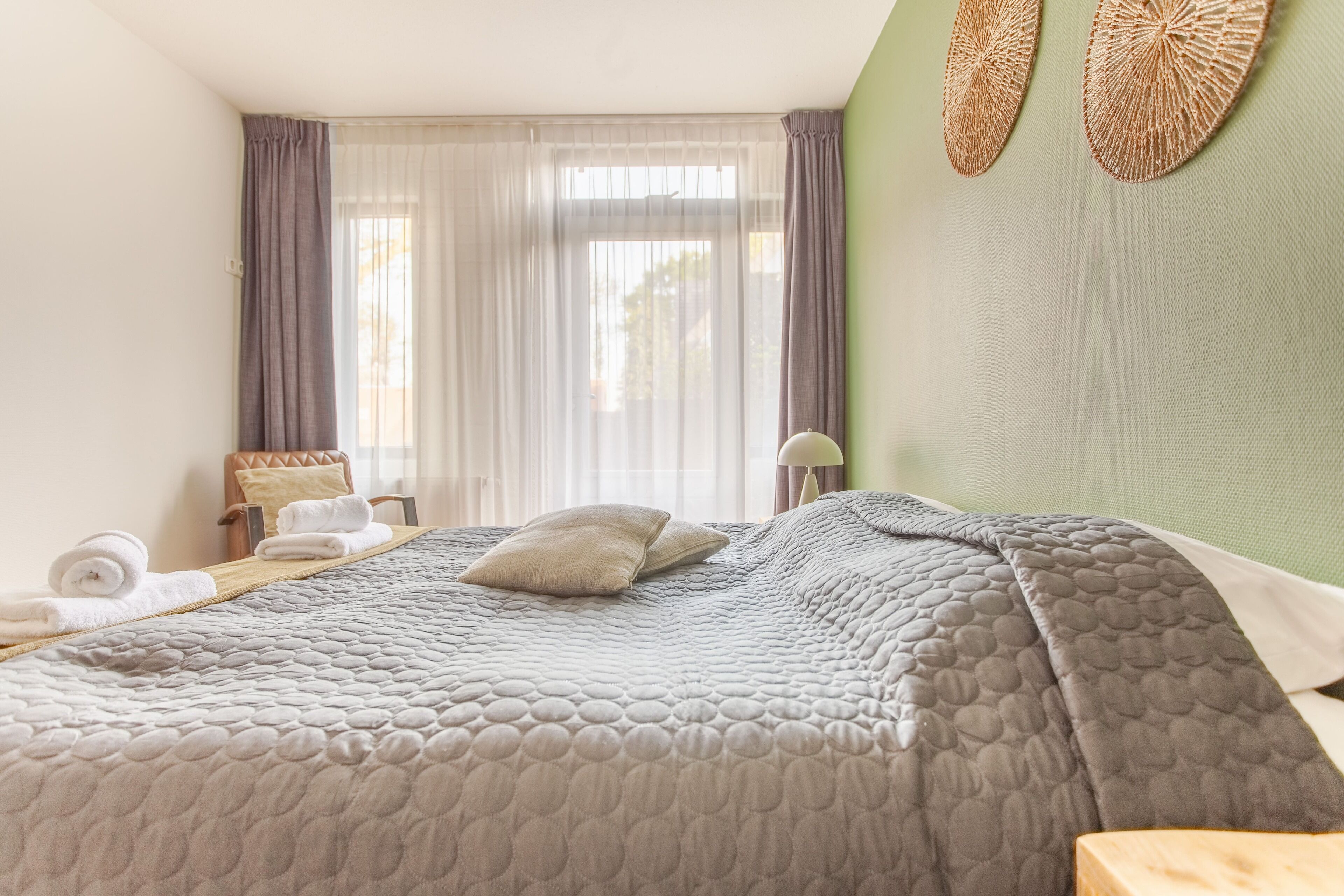 1 多间卧室、免费 WiFi、床单