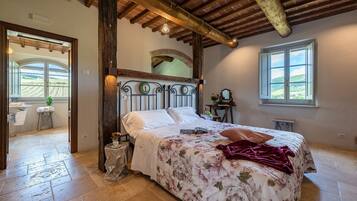 6 Schlafzimmer, Bügeleisen/Bügelbrett, kostenloses WLAN, Bettwäsche