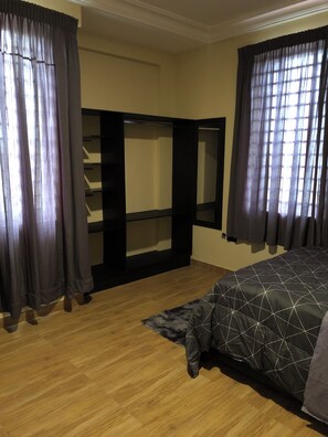 2 Schlafzimmer, Bügeleisen/Bügelbrett, WLAN, Bettwäsche