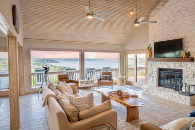 Lake Home with Private Pool, Games, Views! 100 yds to Marina w boat launch!