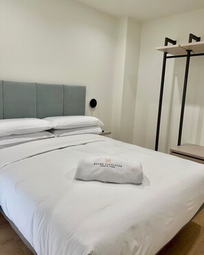 2 室のベッドルーム、アイロン / アイロン台、WiFi (無料)、ベッドシーツ
