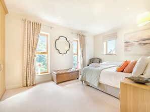 4 Schlafzimmer, kostenloses WLAN, Bettwäsche