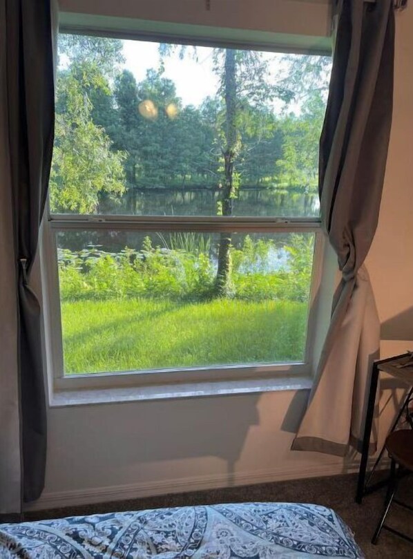 1 dormitorio, escritorio, tabla de planchar con plancha y wifi gratis