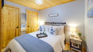 1 habitación, escritorio, tabla de planchar con plancha y wifi 