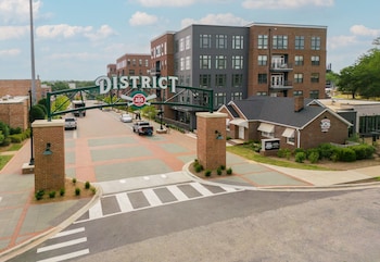 Mint House Greenville - West End