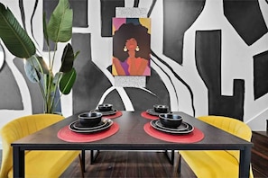 Dining - The PiinK Flamingo• InstaWorthy Murals• HotTub    (Houston)