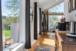 Interior - Zen Inspired Retreat with Private Forest Trails (Uxbridge)