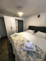 Colchones con efecto memoria, wifi gratis y ropa de cama 