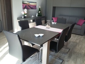 Dining - 1 Bedroom Apartment in Mascali (Mascali)
