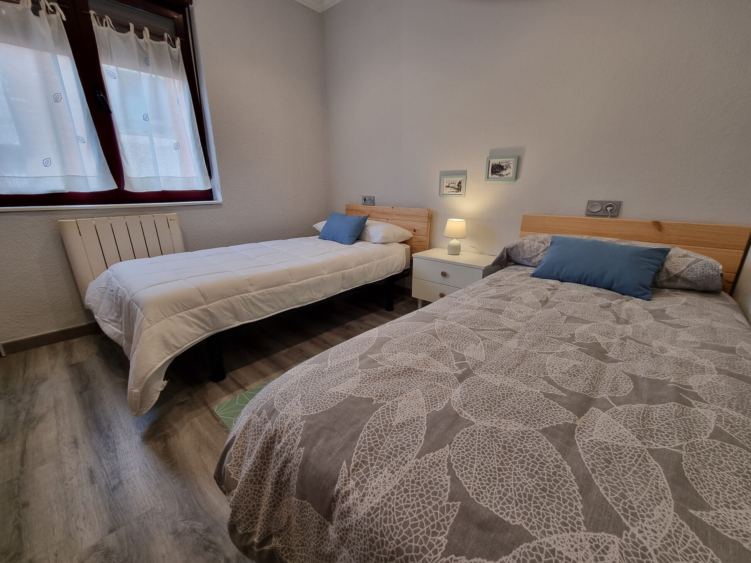 3 soverom, strykejern/-brett, wi-fi (inkludert) og sengetøy