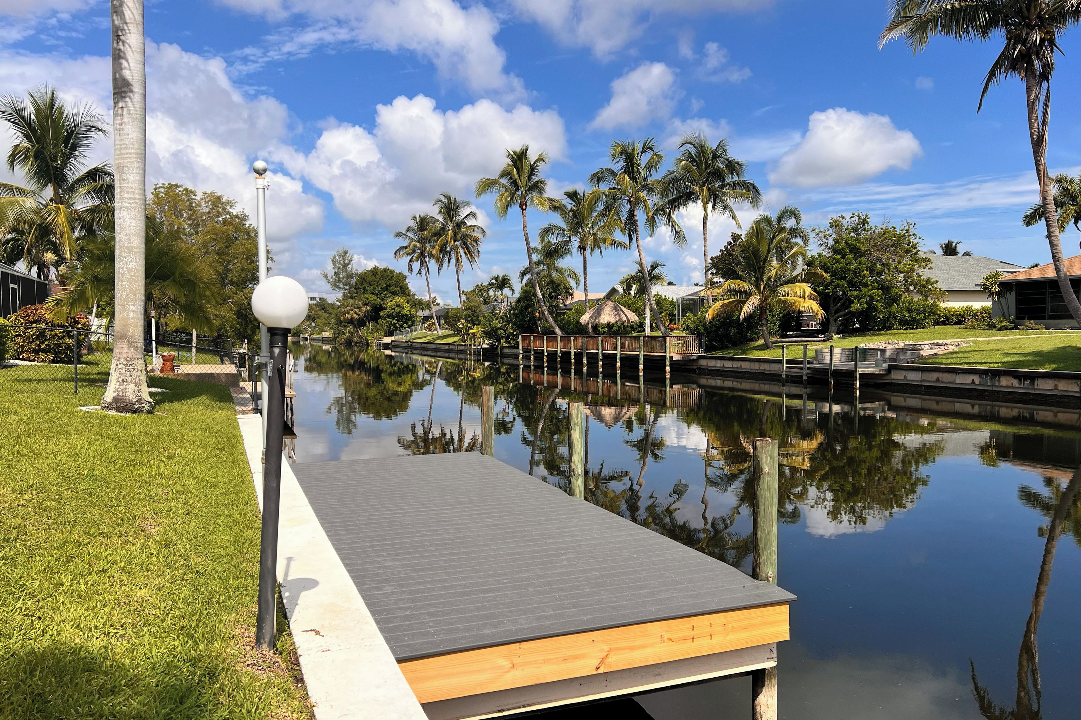 Canalfront Cape Coral Home w/ Lanai & Pool!