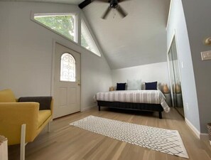 2 bedrooms, desk, iron/ironing board, free WiFi