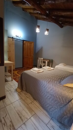 5 bedrooms, bed sheets