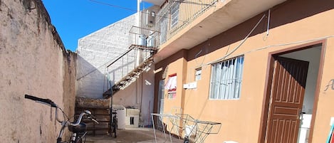 Studio | Exterior