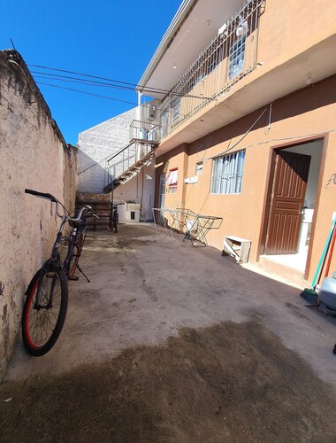 KITNET PRACINHA