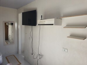 Studio | Interior - KITNET PRACINHA (Pracinha)