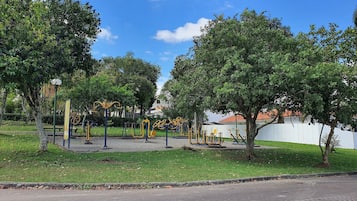 Economy Studio | Children's area