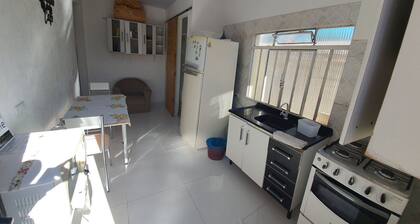 KITNET PRACINHA