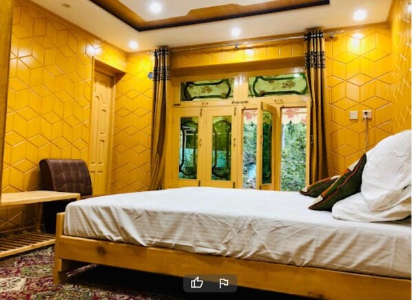 Deluxe-Doppelzimmer | Schallisolierte Zimmer, Bügeleisen/Bügelbrett, kostenloses WLAN
