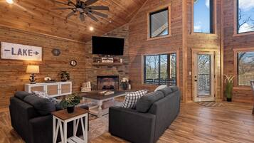 Smart TV, fireplace, ping pong