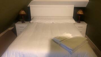 4 間睡房、Wi-Fi、床單