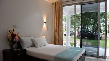 3 chambres, fer et planche à repasser, Wi-Fi, draps fournis
