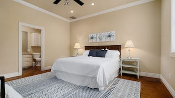 5 多间卧室、熨斗/熨衣板、免费 WiFi、床单