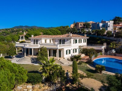 Architectural jewel between sea and mountains