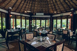 Restaurant - Laguna Suites (Cancun)