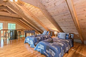 3 chambres, fer et planche à repasser, Wi-Fi gratuit, draps fournis
